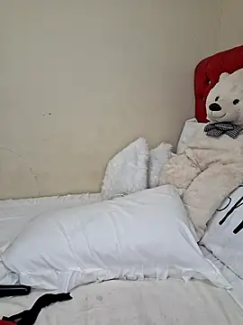 BoobQueenxx online show from 10-18-25, 02:46