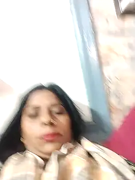 Snapshot of Manmohini123 chatting on 03-04-25, 10:46 Manmohini123 online show from 03-04-25, 10:46