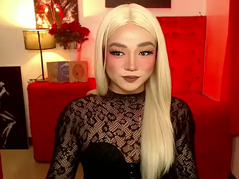 Snapshot of ErinSmith7inches_TS chatting on 10-11-25, 09:27 ErinSmith7inches TS online show from 10-11-25, 09:27