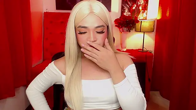 Snapshot of ErinSmith7inches_TS chatting on 10-09-25, 06:30 ErinSmith7inches TS online show from 10-09-25, 06:30