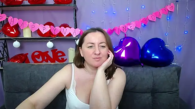 Snapshot of Abby_Taylorr chatting on 02-16-25, 05:37 Abby Taylorr online show from 02-16-25, 05:37