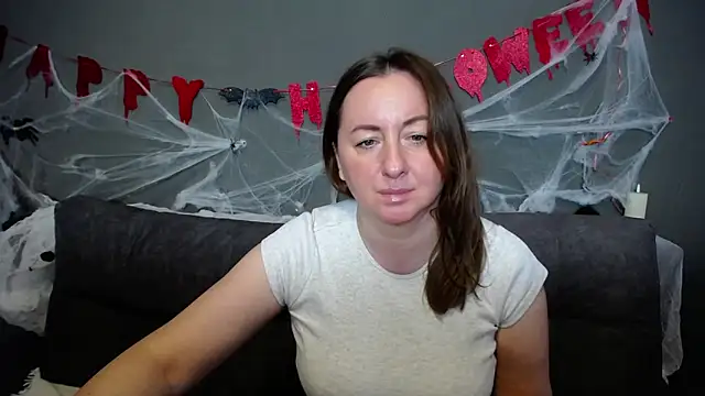 Snapshot of Abby_Taylorr chatting on 10-21-25, 12:26 Abby Taylorr online show from 10-21-25, 12:26