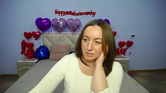 Snapshot of Abby_Taylorr chatting on 02-13-25, 05:11 Abby Taylorr online show from 02-13-25, 05:11