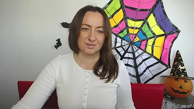 Snapshot of Abby_Taylorr chatting on 10-30-25, 07:17 Abby Taylorr online show from 10-30-25, 07:17