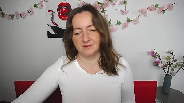 Abby Taylorr online show from 11-06-25, 07:34