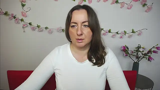 Snapshot of Abby_Taylorr chatting on 09-18-25, 06:16 Abby Taylorr online show from 09-18-25, 06:16