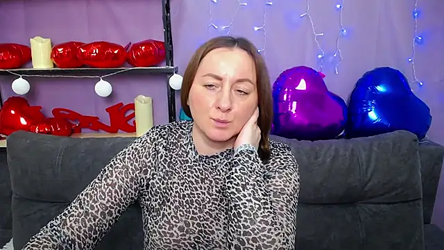 Snapshot of Abby_Taylorr chatting on 02-20-25, 02:02 Abby Taylorr online show from 02-20-25, 02:02