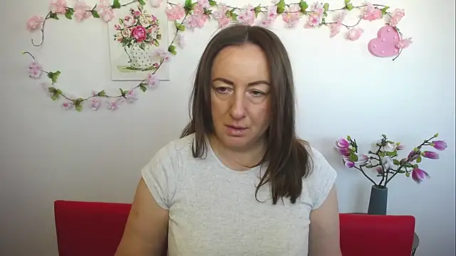 Snapshot of Abby_Taylorr chatting on 09-11-25, 12:27 Abby Taylorr online show from 09-11-25, 12:27