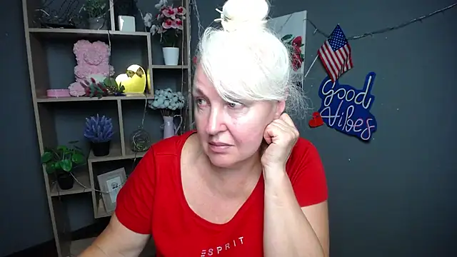 BlondyLeeBest online show from 07-10-26, 06:41