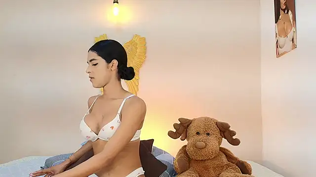 salome Collins 1 online show from 03-12-26, 12:49