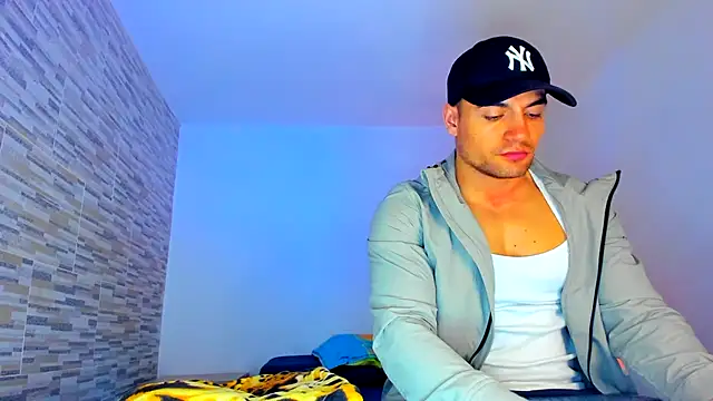 Snapshot of nicolas_herrera chatting on 02-24-25, 02:08 nicolas herrera online show from 02-24-25, 02:08