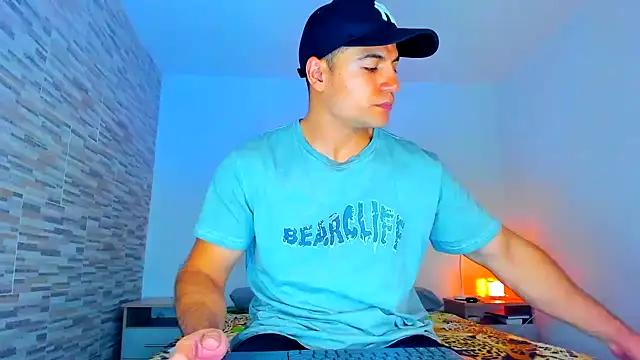 Snapshot of nicolas_herrera chatting on 03-03-25, 01:49 nicolas herrera online show from 03-03-25, 01:49