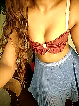 Snapshot of Indian-Squirt chatting on 03-18-25, 03:33 Indian-Squirt online show from 03-18-25, 03:33