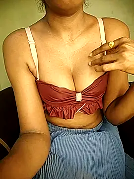 Snapshot of Indian-Squirt chatting on 03-18-25, 12:28 Indian-Squirt online show from 03-18-25, 12:28