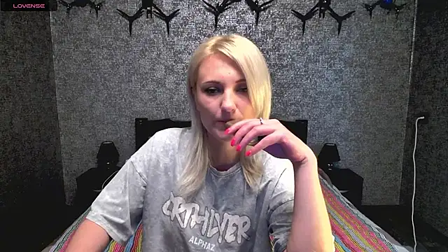 annagreeneyess online show from 05-22-26, 11:08