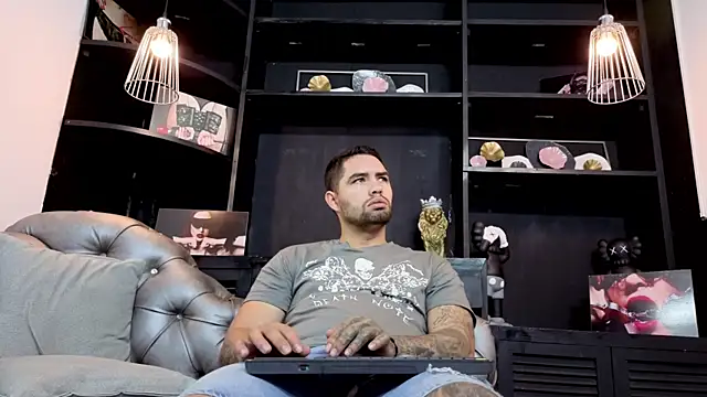 matteosantos online show from 10-31-25, 11:07