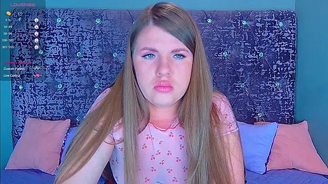 Snapshot of NoraBigAss chatting on 03-23-25, 12:26 NoraBigAss online show from 03-23-25, 12:26