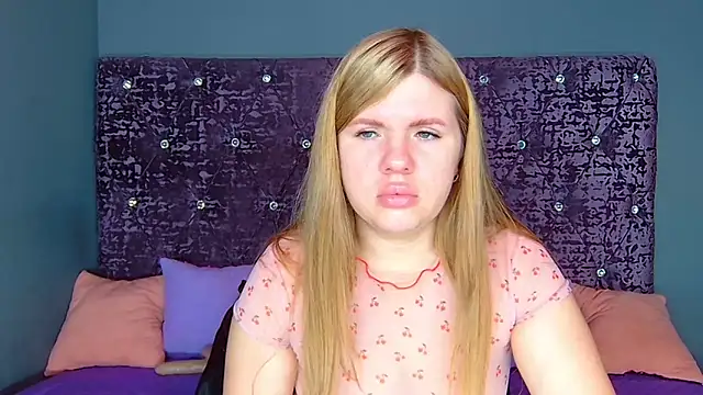 Snapshot of NoraBigAss chatting on 11-10-25, 12:59 NoraBigAss online show from 11-10-25, 12:59