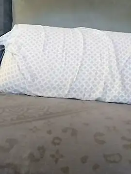 LoGaNfree88 online show from 01-13-26, 11:08