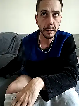 LoGaNfree88 online show from 02-18-25, 01:11
