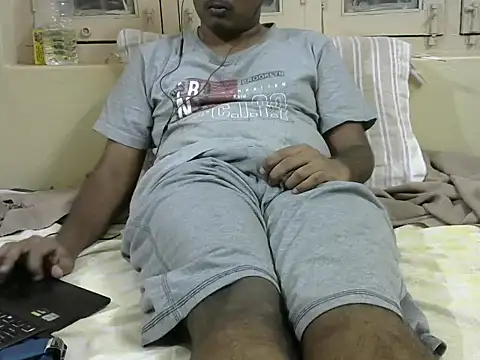 Snapshot of chennai24callboy chatting on 03-14-25, 04:40 chennai24callboy online show from 03-14-25, 04:40