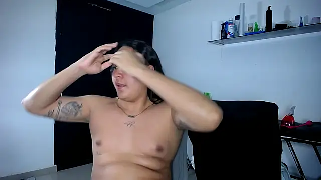 Snapshot of junaiker_roa chatting on 11-01-25, 01:23 junaiker roa online show from 11-01-25, 01:23