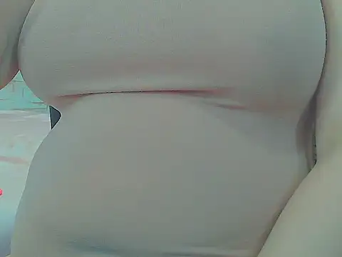 Snapshot of keepmepregnantT chatting on 02-03-26, 12:32 keepmepregnantT online show from 02-03-26, 12:32