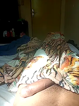 Moreira3307 online show from 04-11-26, 04:21