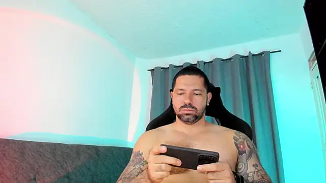 Pierre Vidal online show from 05-07-26, 02:49