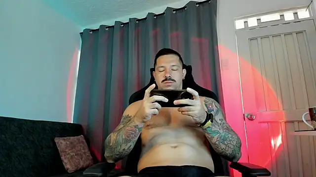 Pierre Vidal online show from 10-19-25, 02:20