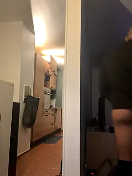 pimentfort77 online show from 12-02-25, 10:33