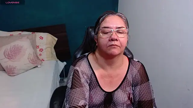 scaelettdubois online show from 03-26-26, 02:32