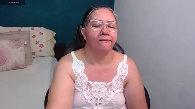 scaelettdubois online show from 04-30-26, 02:18