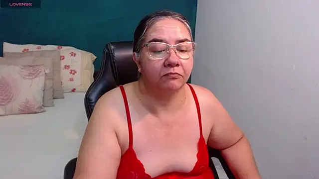 scaelettdubois online show from 04-07-26, 01:51