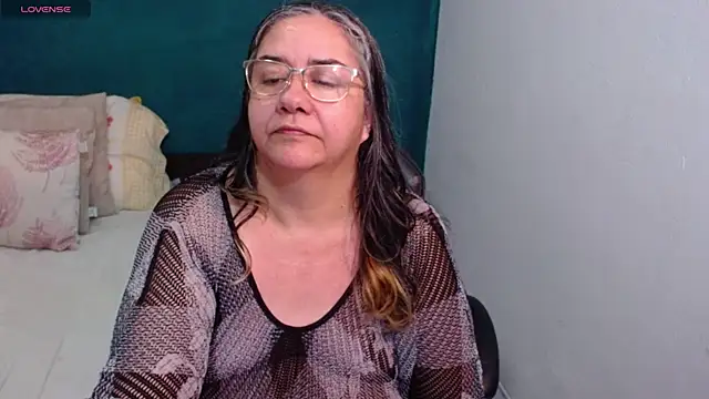scaelettdubois online show from 05-04-26, 09:34