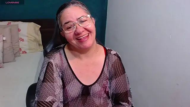 scaelettdubois online show from 05-17-26, 07:58