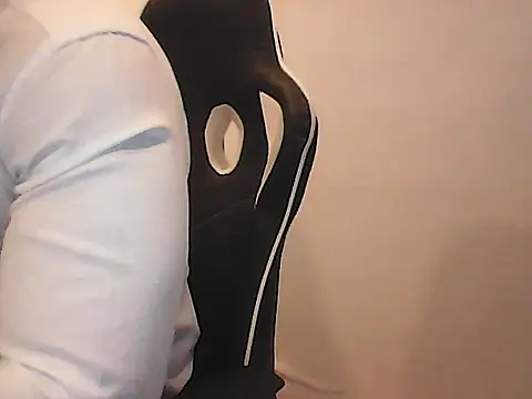 Kalel17073 online show from 06-19-26, 03:51