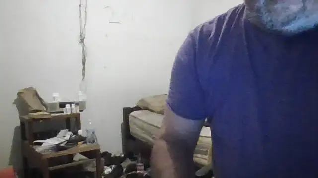 Snapshot of jamestexas chatting on 12-17-25, 11:54 jamestexas online show from 12-17-25, 11:54