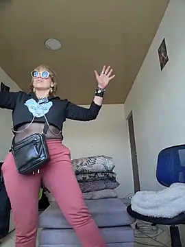 Snapshot of sexymarilyncolombia chatting on 04-03-26, 03:51 sexymarilyncolombia online show from 04-03-26, 03:51