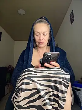 Snapshot of sexymarilyncolombia chatting on 03-05-26, 03:14 sexymarilyncolombia online show from 03-05-26, 03:14