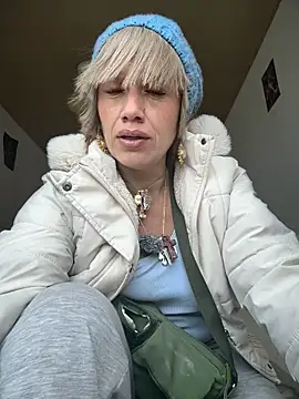 Snapshot of sexymarilyncolombia chatting on 03-27-26, 02:18 sexymarilyncolombia online show from 03-27-26, 02:18