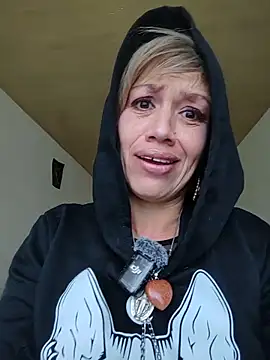 Snapshot of sexymarilyncolombia chatting on 03-12-26, 03:49 sexymarilyncolombia online show from 03-12-26, 03:49