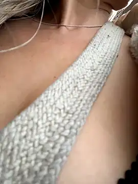 Snapshot of sexymarilyncolombia chatting on 02-07-26, 02:14 sexymarilyncolombia online show from 02-07-26, 02:14