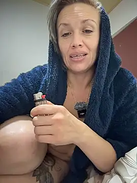 Snapshot of sexymarilyncolombia chatting on 03-25-26, 01:17 sexymarilyncolombia online show from 03-25-26, 01:17