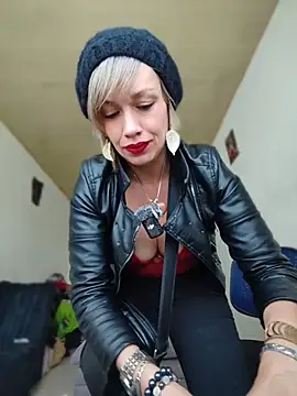 Snapshot of sexymarilyncolombia chatting on 03-13-26, 02:44 sexymarilyncolombia online show from 03-13-26, 02:44