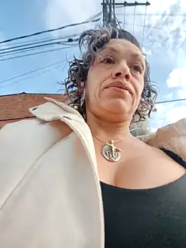 Snapshot of sexymarilyncolombia chatting on 10-17-25, 11:45 sexymarilyncolombia online show from 10-17-25, 11:45