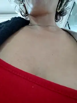 Snapshot of sexymarilyncolombia chatting on 09-19-25, 12:20 sexymarilyncolombia online show from 09-19-25, 12:20