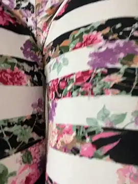 SHARONRodrig online show from 10-20-25, 04:51