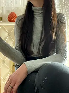 SHARONRodrig online show from 10-19-25, 05:05