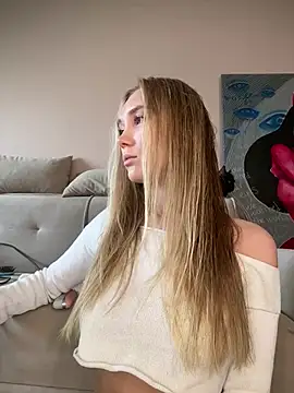 MariaTull online show from 04-07-26, 06:37